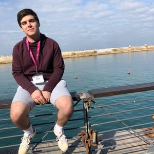 Meet your Posher, Aaron